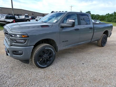 New 2026 RAM 2500 Big Horn AWD/4WD image 8