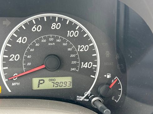 Used 2010 Toyota Corolla LE FWD image 27