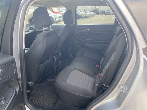 Used 2023 Ford Edge SE AWD/4WD image 12