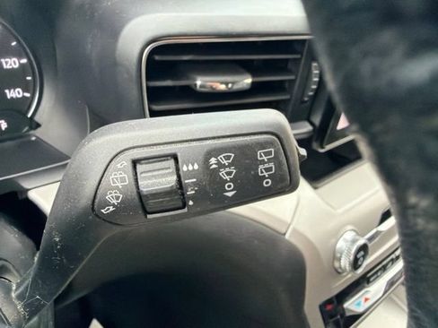 Used 2023 Ford Explorer XLT w/ Equipment Group 202A AWD/4WD image 48