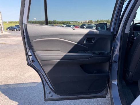 Used 2022 Honda Pilot Special Edition image 16