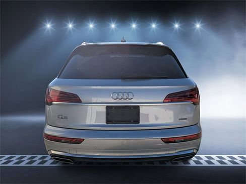 Used 2022 Audi Q5 2.0T Premium Plus w/ Premium Plus Package image 4