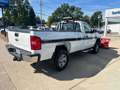 Used 2013 Chevrolet Silverado 2500 W/T w/ Snow Plow Prep Package AWD/4WD image 5