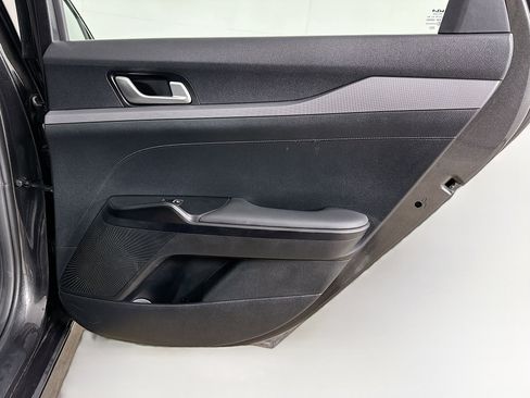 Used 2025 Kia K5 LXS image 28