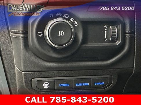 Used 2024 Jeep Wrangler Unlimited Rubicon 4xe image 14