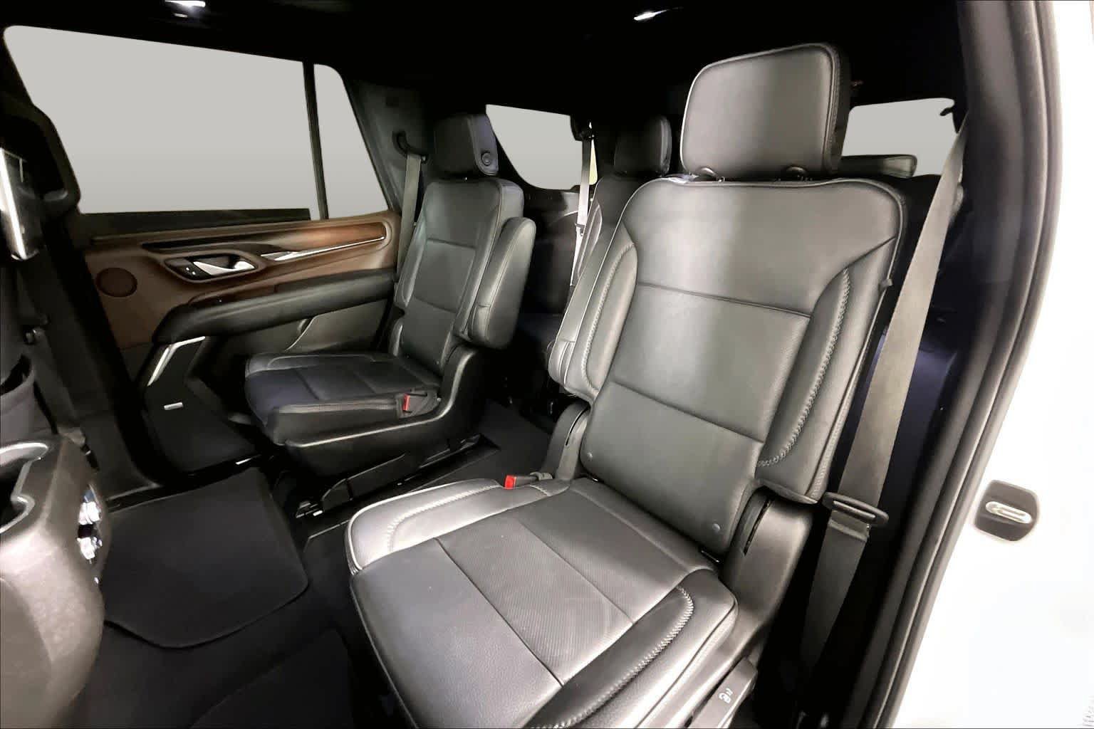Used 2022 GMC Yukon Denali AWD/4WD image 18
