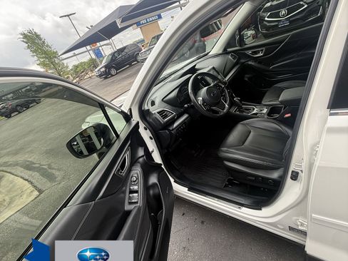 Used 2020 Subaru Forester Limited w/ Popular Package #3 AWD/4WD image 17