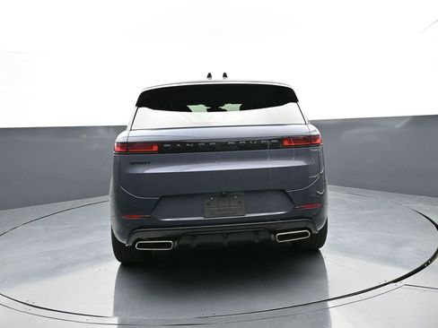 Used 2025 Land Rover Range Rover Sport Dynamic SE AWD/4WD image 2