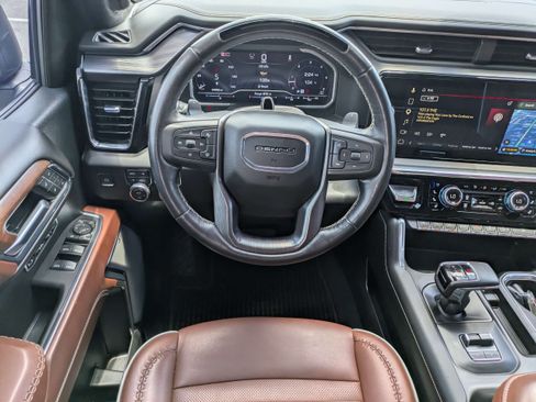 Used 2024 GMC Sierra 1500 Denali Ultimate AWD/4WD image 16