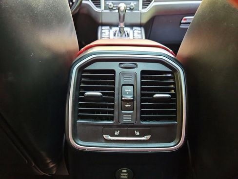 Used 2018 Porsche Macan GTS image 30