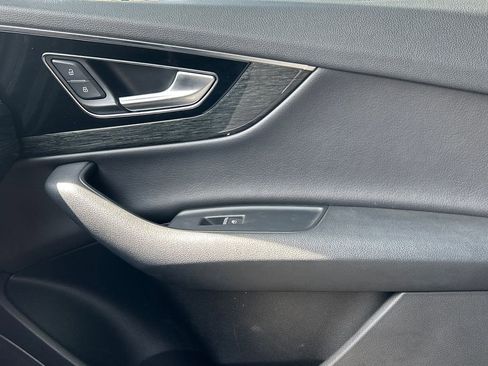 Used 2017 Audi Q7 3.0T Premium Plus w/ Premium Plus Package image 28