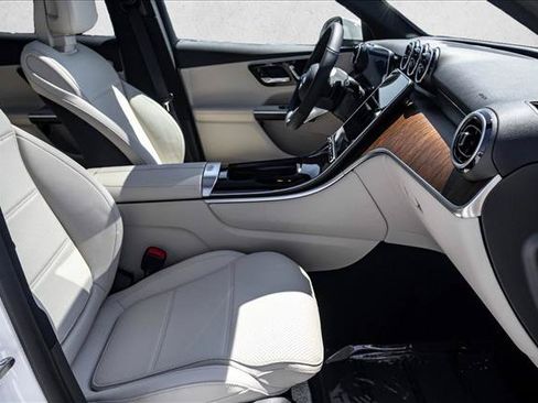 New 2026 Mercedes-Benz GLC 300 4MATIC image 26