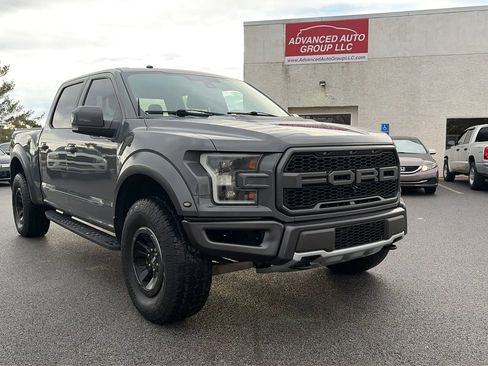 Used 2018 Ford F150 Raptor w/ Equipment Group 802A Luxury image 6