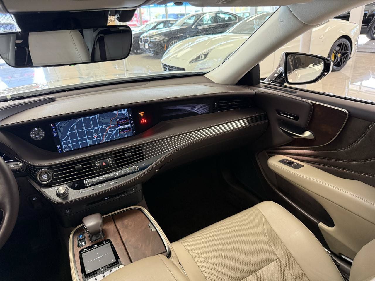 Used 2018 Lexus LS 500 w/ Accessory Package (Z2) RWD image 13