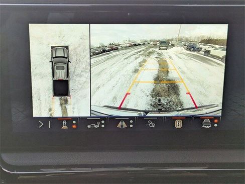 Used 2025 GMC Sierra 1500 AT4 w/ AT4 Premium Package image 10