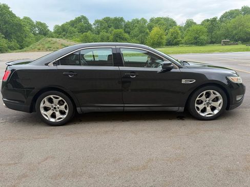 Used 2011 Ford Taurus SHO w/ 402A Rapid Spec Order Code AWD/4WD image 4