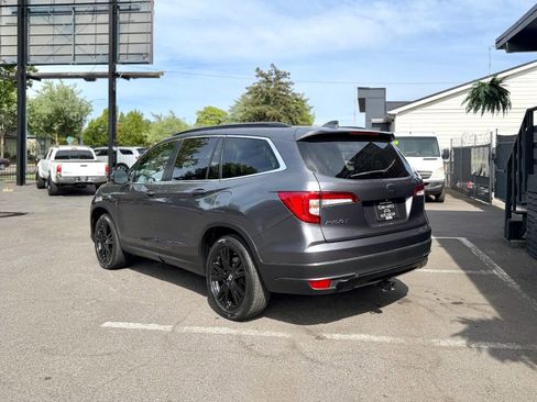 Used 2021 Honda Pilot Special Edition image 3