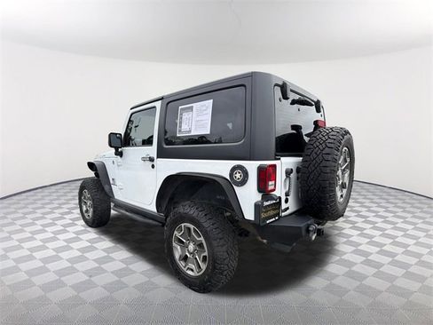 Used 2014 Jeep Wrangler Rubicon w/ Power Convenience Group image 7