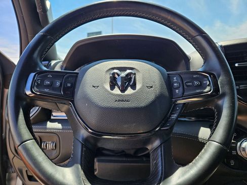 Used 2023 RAM 1500 Limited AWD/4WD image 11