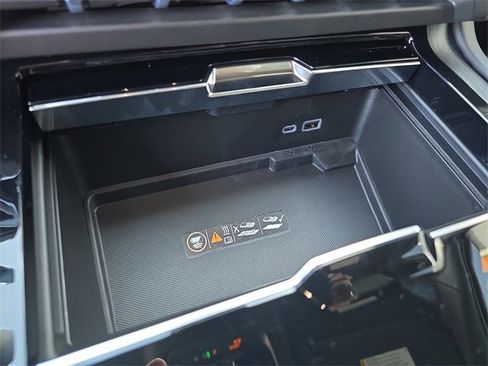 New 2026 GMC Yukon AT4 Ultimate w/ LPO, Floor Liner Package image 25