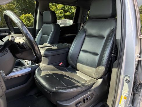 Used 2020 Chevrolet Silverado 1500 LTZ w/ LTZ Premium Package AWD/4WD image 6