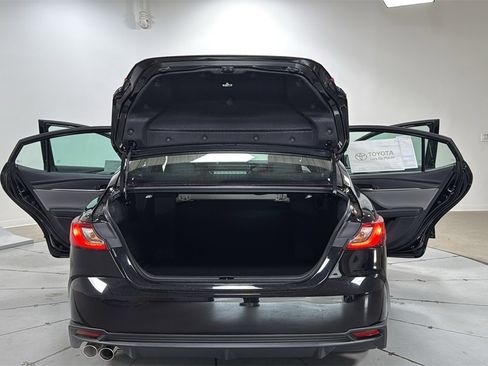 New 2026 Toyota Camry Hybrid image 16