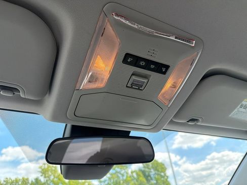 Used 2019 Toyota RAV4 LE w/ All Weather Liner Package AWD/4WD image 13