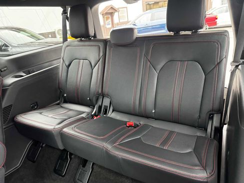 Used 2023 Ford Expedition Max Limited AWD/4WD image 29