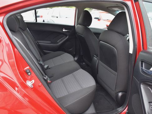 Used 2017 Kia Forte S FWD image 15