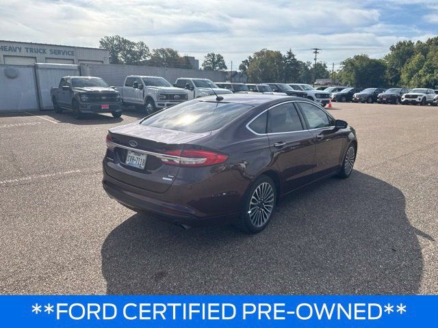 Used 2017 Ford Fusion SE w/ Fusion SE Technology Package FWD image 6