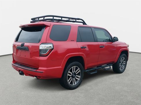 Used 2016 Toyota 4Runner Limited image 5