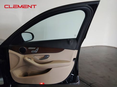 Used 2021 Mercedes-Benz C 300 4MATIC Sedan image 42