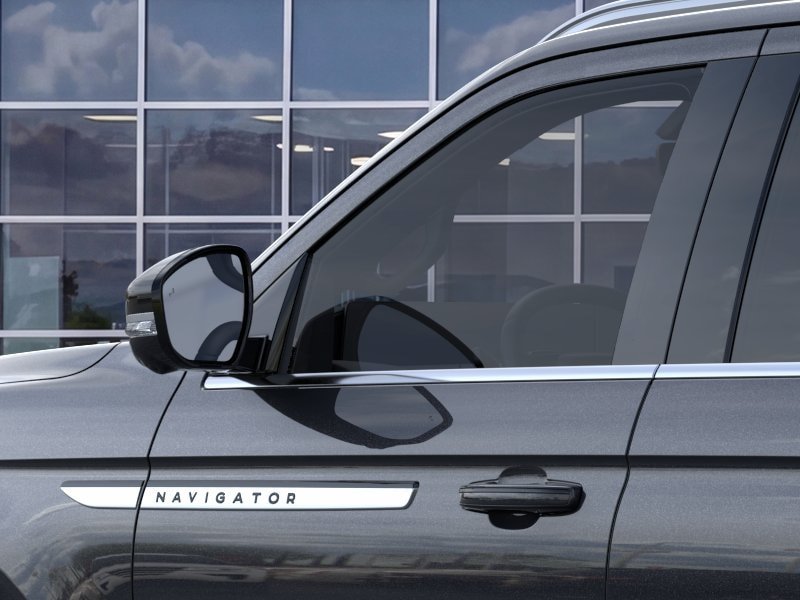 New 2025 Lincoln Navigator Reserve AWD/4WD image 20