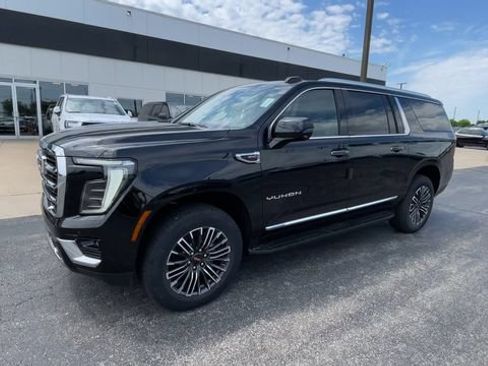 New 2026 GMC Yukon XL Elevation w/ Elevation Premium Package AWD/4WD image 6