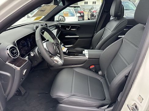 Used 2026 Mercedes-Benz GLC 300 4MATIC image 14