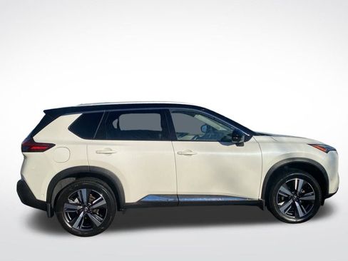 Used 2023 Nissan Rogue SL w/ SL Premium Package image 8