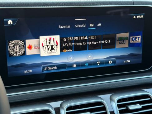 New 2026 Mercedes-Benz GLS 450 4MATIC image 18