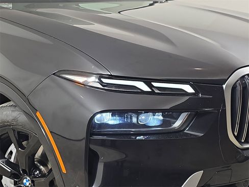 Certified 2023 BMW X7 xDrive40i w/ Premium Package image 34