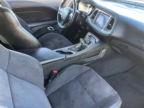 Used 2023 Dodge Challenger R/T w/ Plus Package image 13