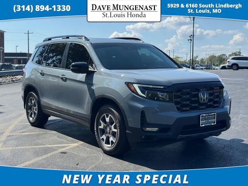 Used 2023 Honda Passport TrailSport image 1
