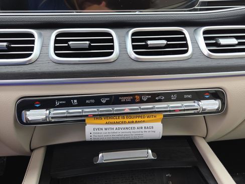 New 2026 Mercedes-Benz GLE 450 4MATIC image 36