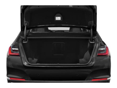 Used 2022 BMW 740i w/ Premium Package RWD image 14