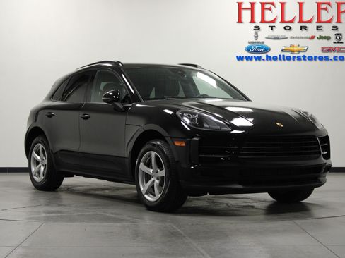 Used 2021 Porsche Macan AWD/4WD image 1