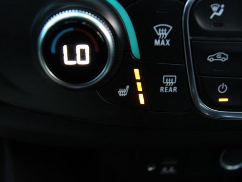 Used 2023 Chevrolet Traverse RS AWD/4WD image 14