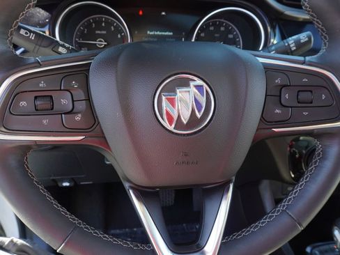 Certified 2021 Buick Encore GX Essence w/ Advanced Technology Package image 18