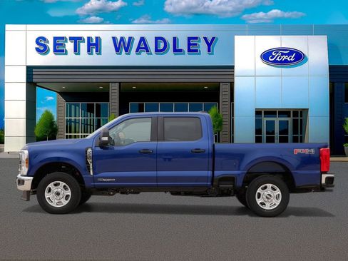 New 2026 Ford F250 XLT w/ FX4 Off-Road Package AWD/4WD image 4