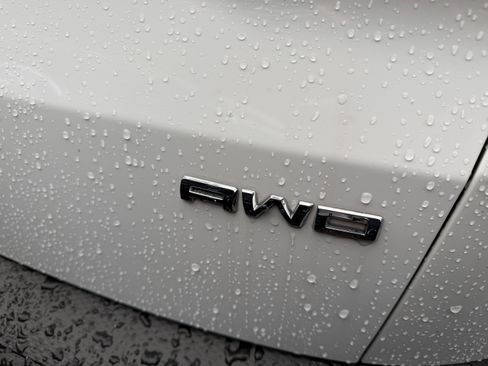 Used 2022 Ford Escape SE image 6