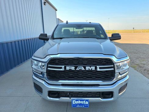 Used 2022 RAM 3500 Tradesman AWD/4WD image 4