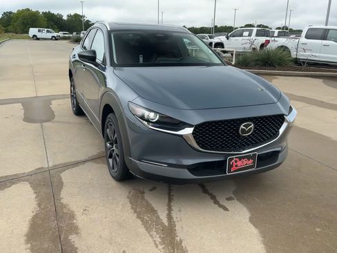 Used 2024 MAZDA CX-30 AWD 2.5 S w/ Preferred Package image 3