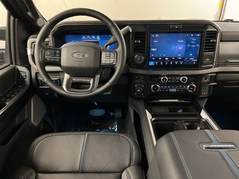 New 2025 Ford F250 Platinum image 8